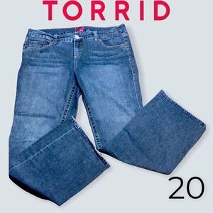 Torrid Plus Women’s sz 20 Denim Blue Jeans
